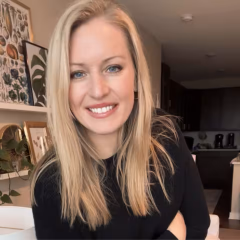 emily-cornelius-headshot