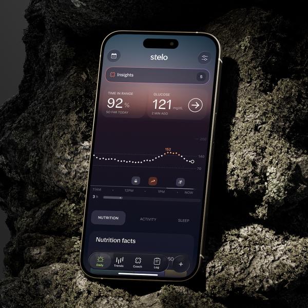 On a smartphone, the Stelo app displays a glucose trend graph